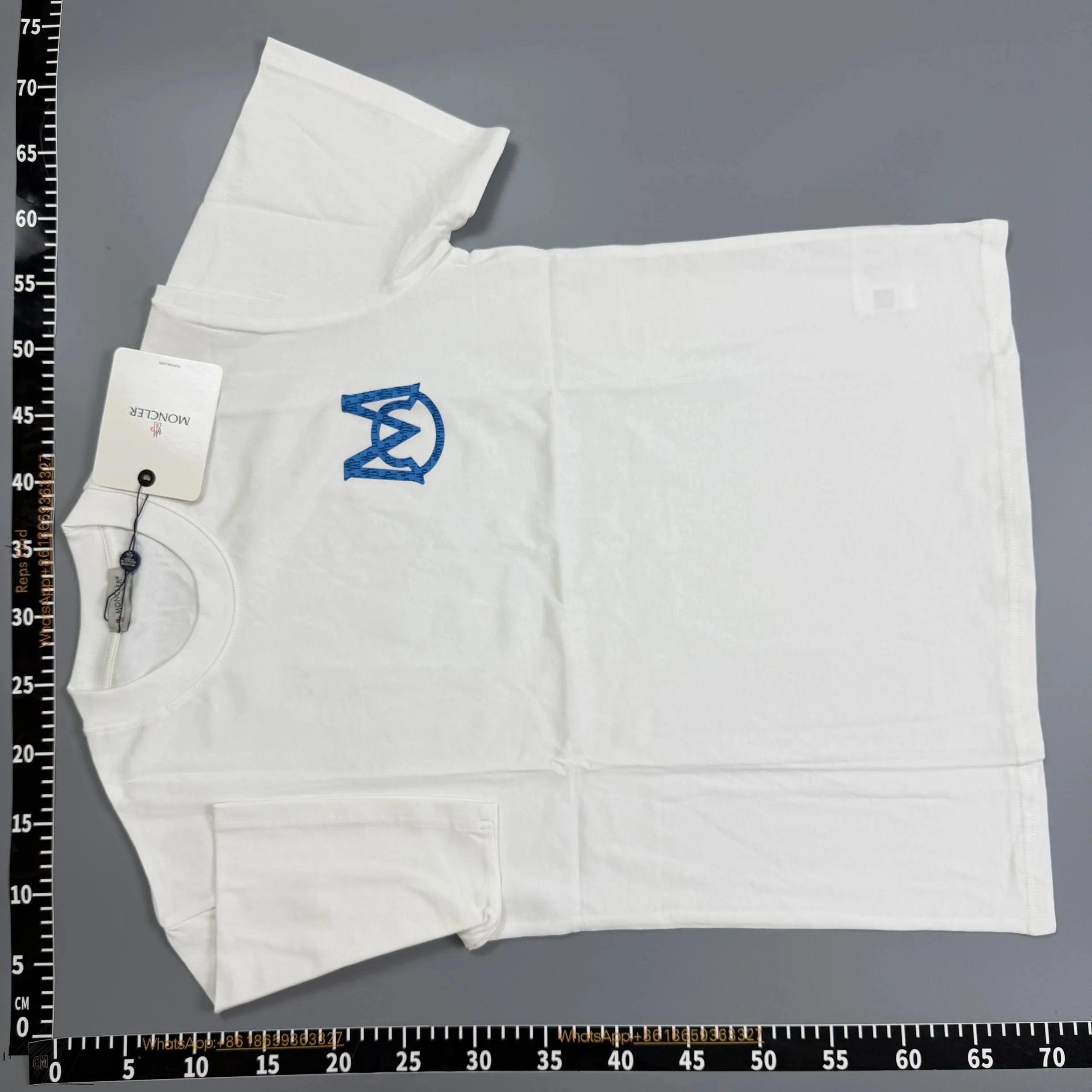 Burberry T-Shirts Short-Sleeve Logo Graphic — 28