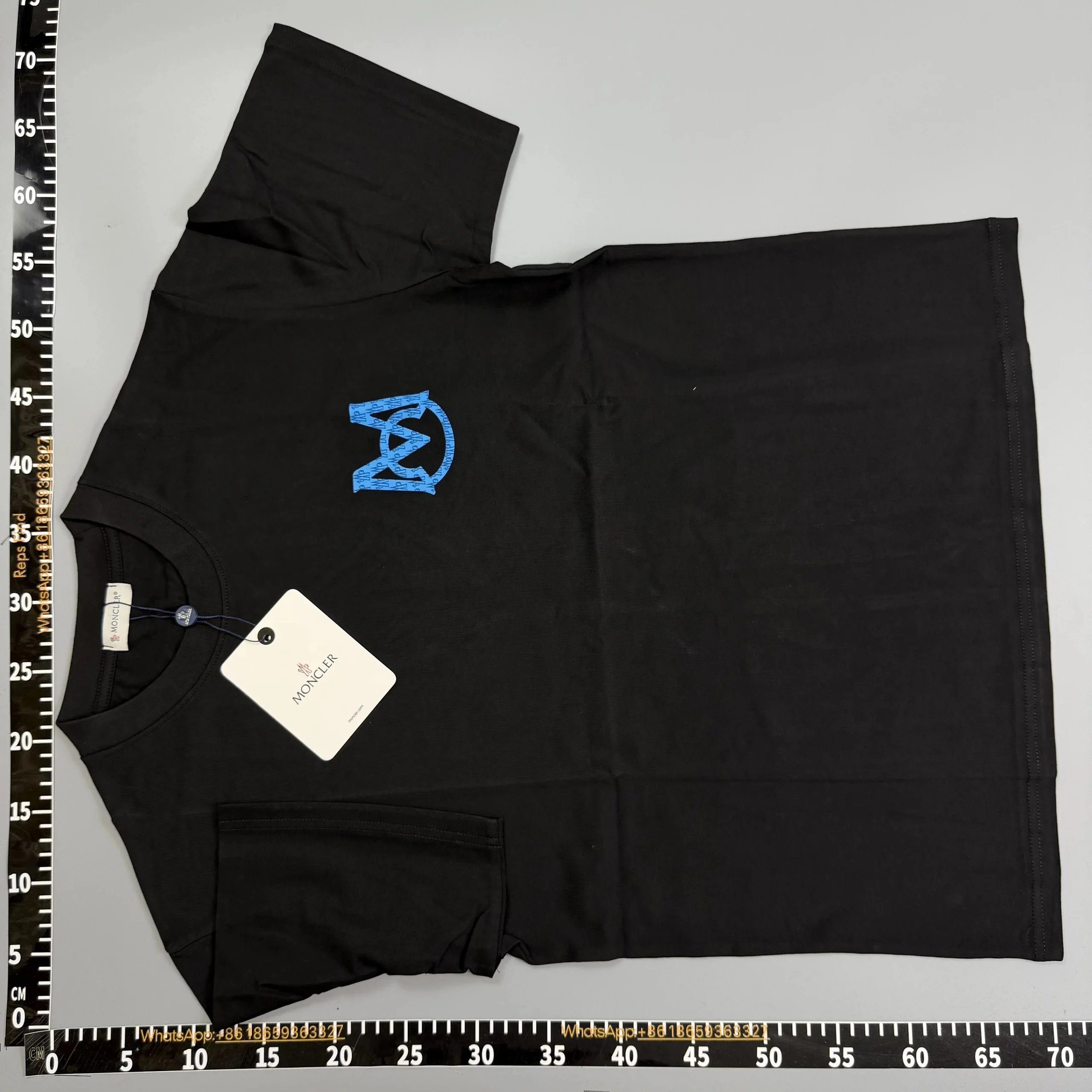 Burberry T-Shirts Short-Sleeve Logo Graphic — 27