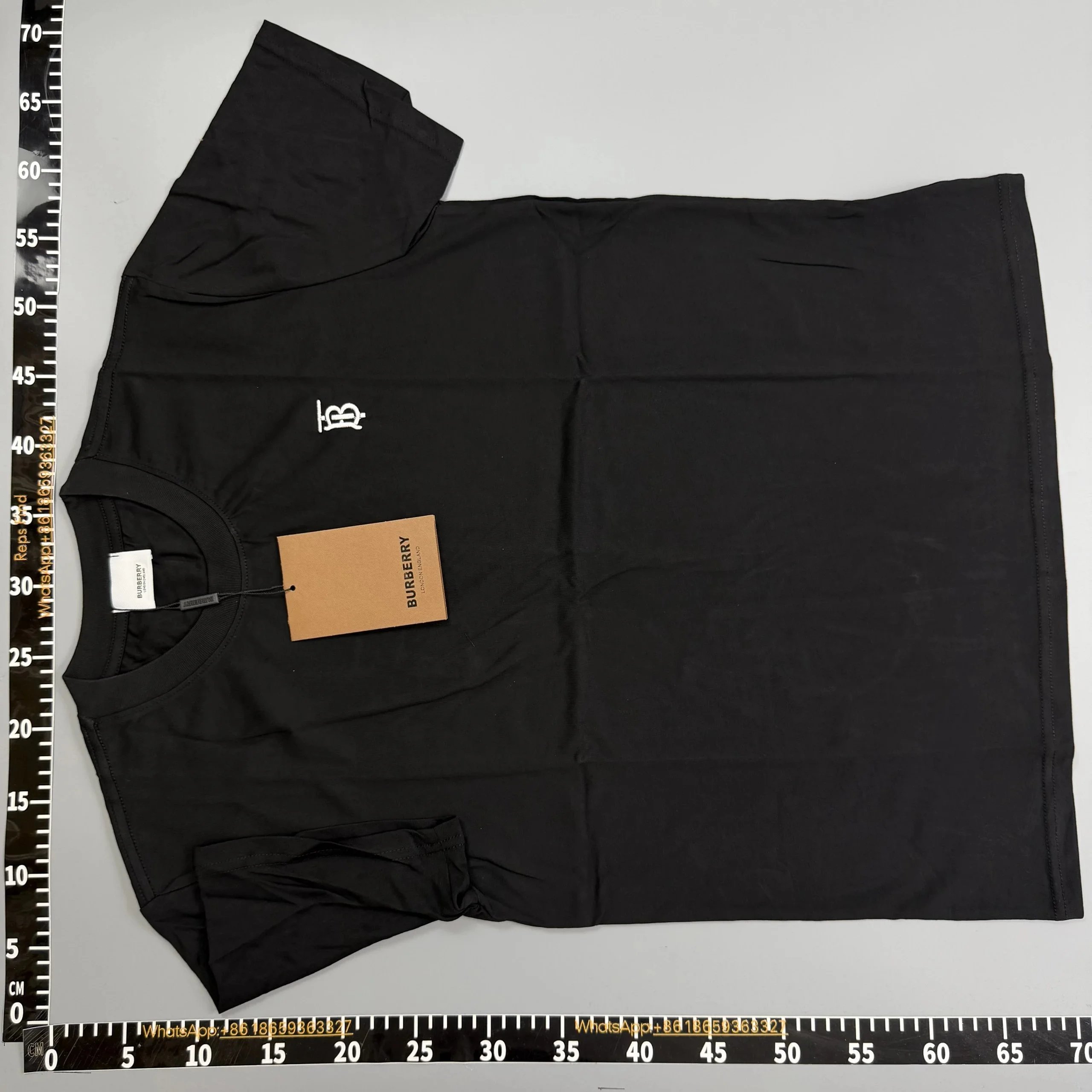 Burberry T-Shirts Short-Sleeve Logo Graphic — 16