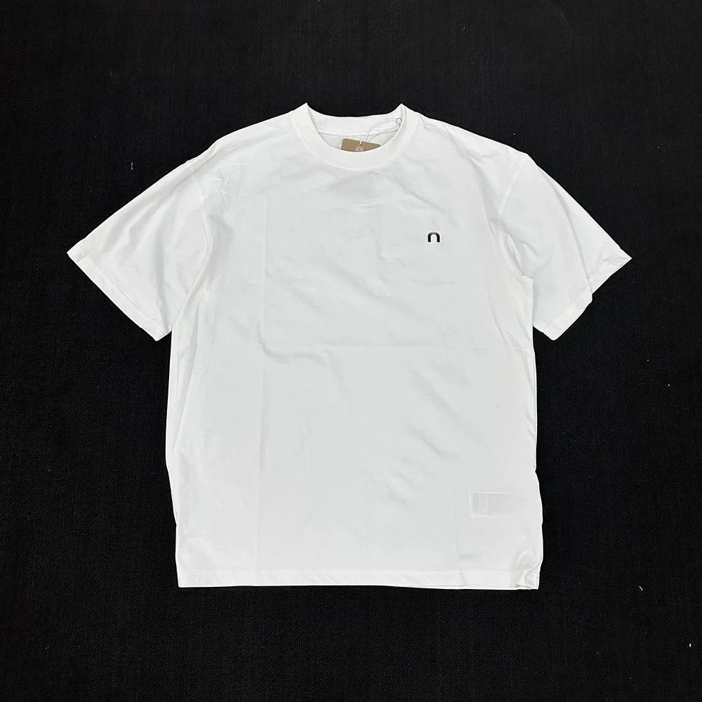 On T-Shirts Short-Sleeve Crew Neck Logo T-Shirt — 06
