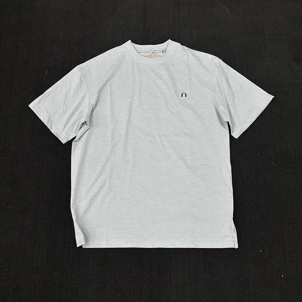 On T-Shirts Short-Sleeve Crew Neck Logo T-Shirt — 02