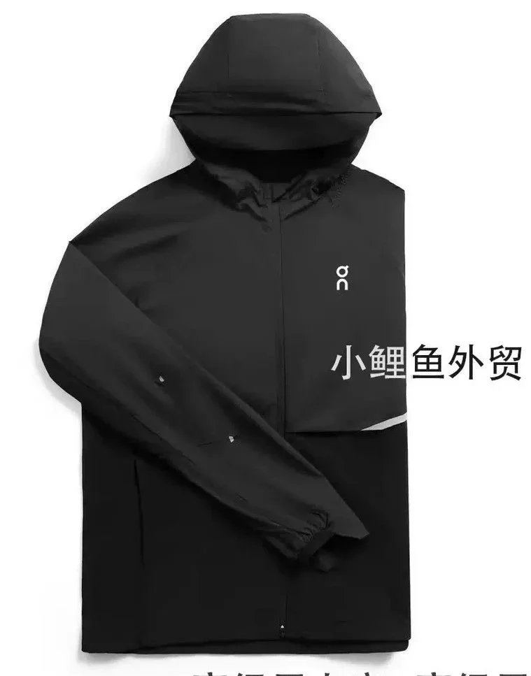 On T-Shirts Short-Sleeve Crew Neck Logo T-Shirt — Black top