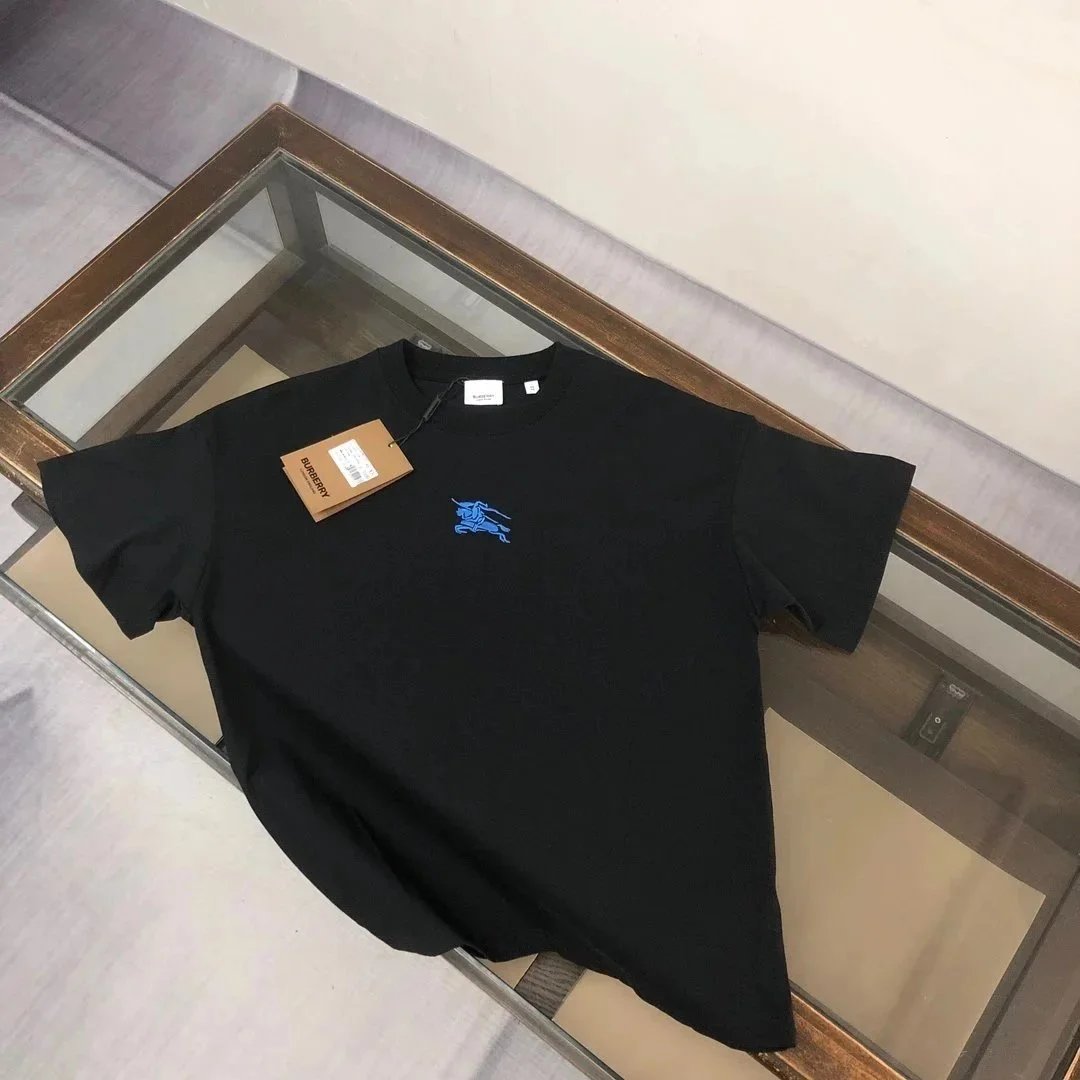 Burberry T-Shirts Short-Sleeve Graphic Logo T-Shirt — 30