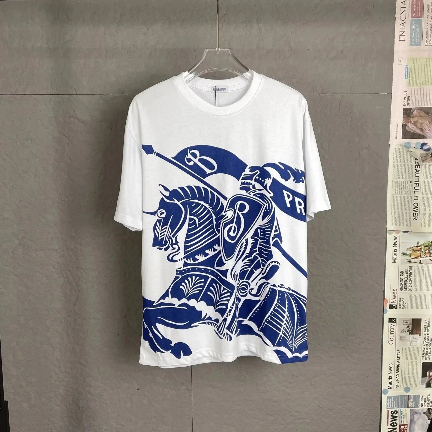 Burberry T-Shirts Short-Sleeve Graphic Logo T-Shirt — 39