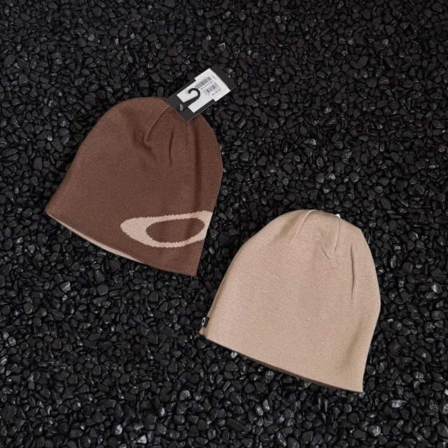Oakley Hats Fire Knit Hat product detail image 2