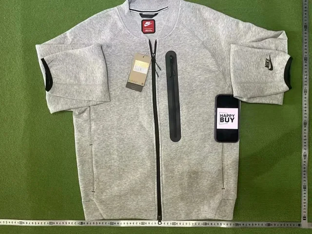 Nike Tracksuits Zip-Up Track Jacket and Pants Set product detail image 1