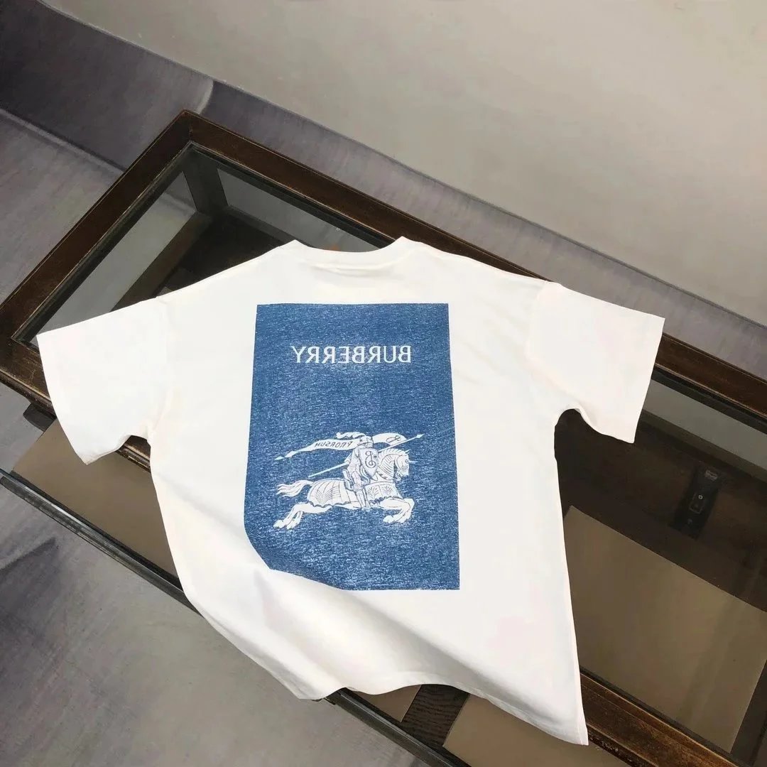 Burberry T-Shirts Short-Sleeve Graphic Logo T-Shirt — 27