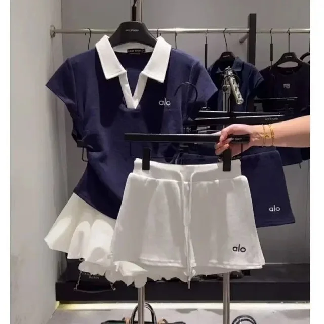 Alo Matching Sets Short-sleeve collared top and drawstring shorts set product detail image 8