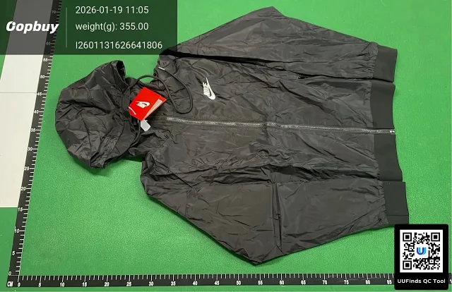 Nike Jackets Hooded color-block windbreaker jacket product detail image 11