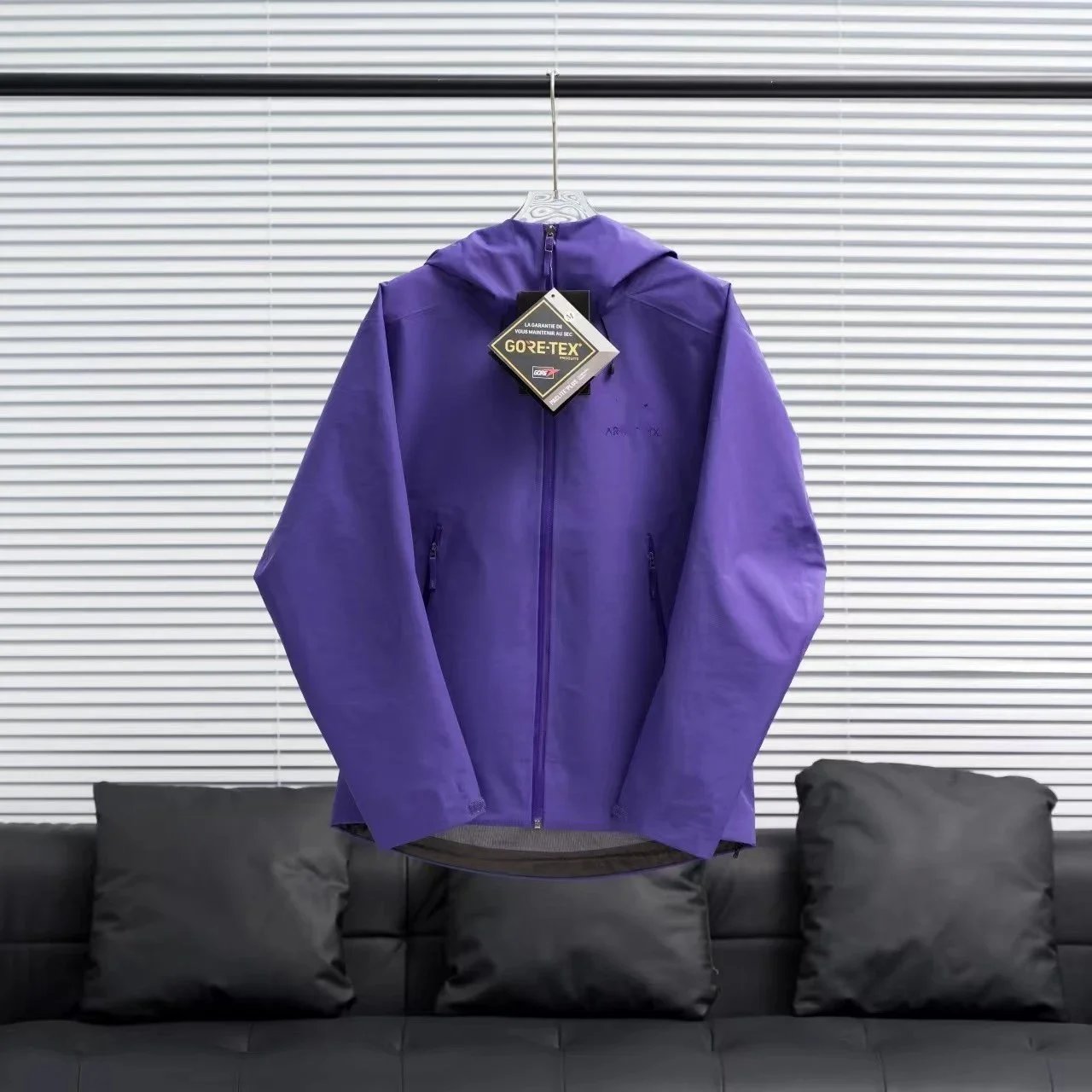 Nike Jackets Hooded color-block windbreaker jacket — ARC-purple