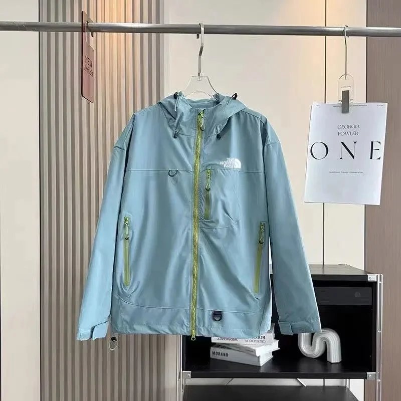 Nike Jackets Hooded color-block windbreaker jacket — TNF-04