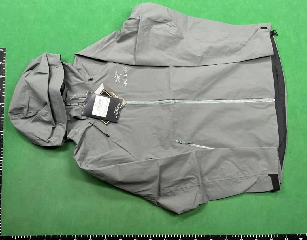 Nike Jackets Hooded color-block windbreaker jacket image 5