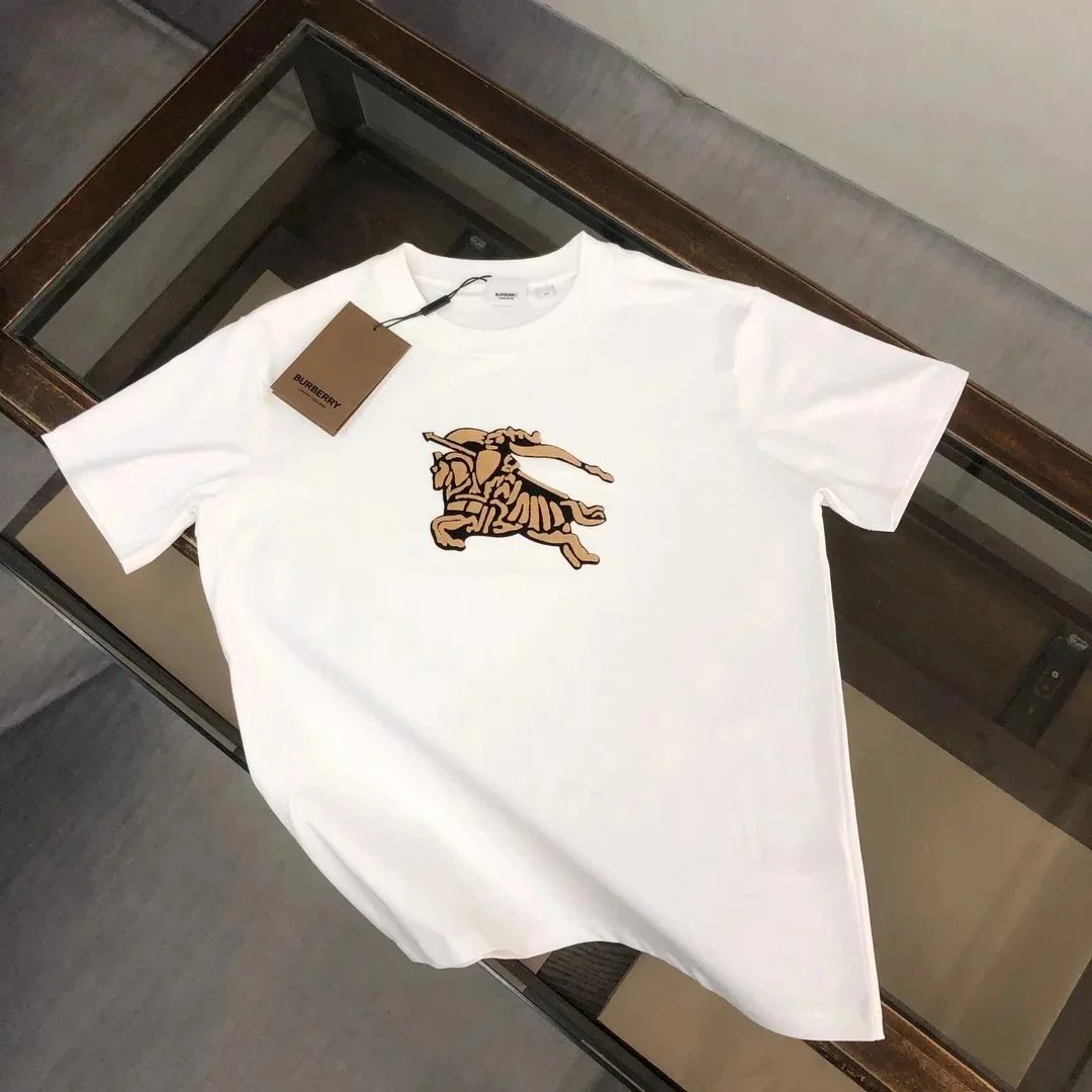 Burberry T-Shirts Short-Sleeve Graphic Logo T-Shirt — 01