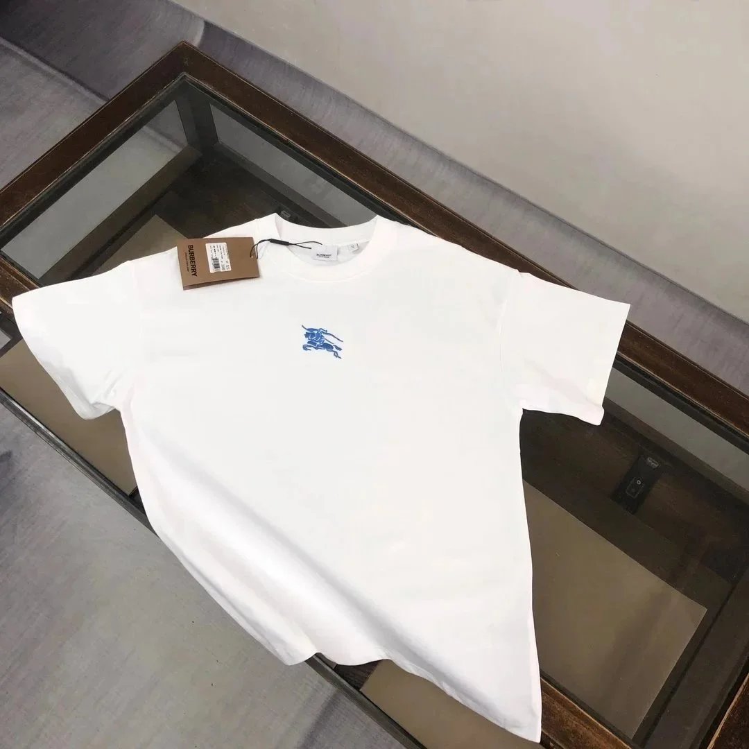 Burberry T-Shirts Short-Sleeve Graphic Logo T-Shirt — 29