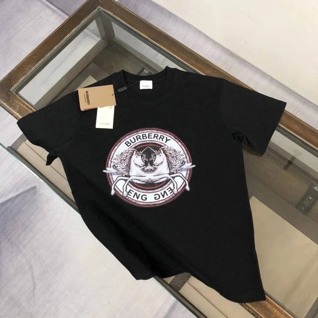 Burberry T-Shirts Short-Sleeve Graphic Logo T-Shirt — 08