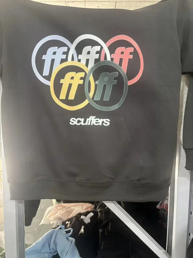 Scuffers Hoodies & Sweatshirts Logo Print Hooded Sweatshirt with Kangaroo Pocket product detail image 11