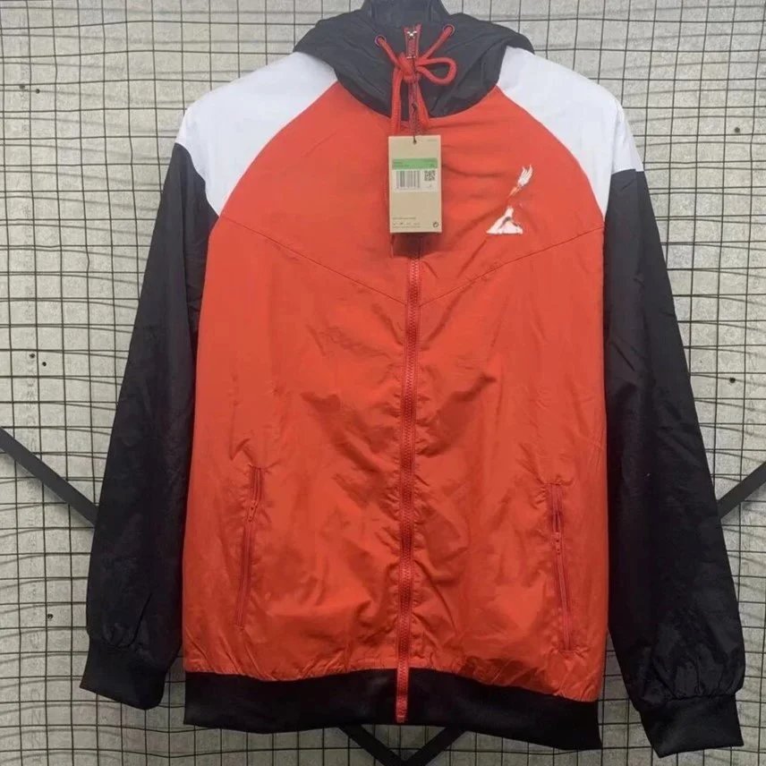 Unbranded Jackets Football crest zip-up windbreaker jacket — Liverpool Hooded