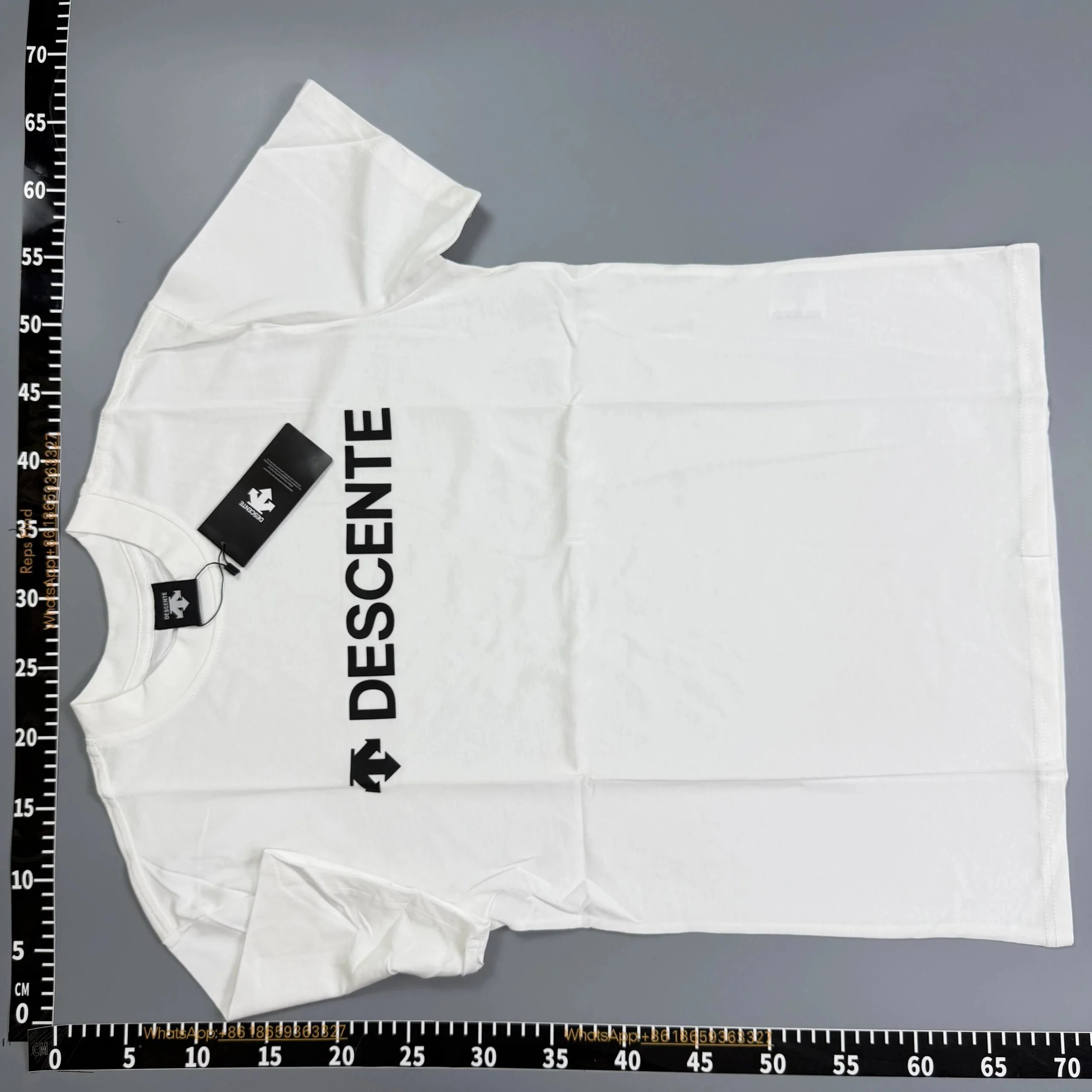 Burberry T-Shirts Short-Sleeve Logo Graphic — 38