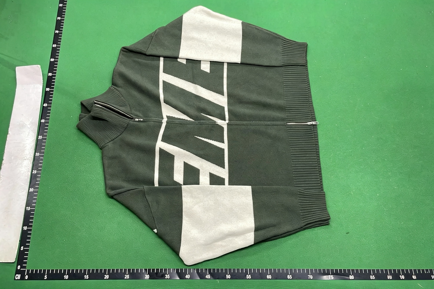 EMZE Knitwear Zip-Up Mock-Neck Logo Knit Cardigan image 9