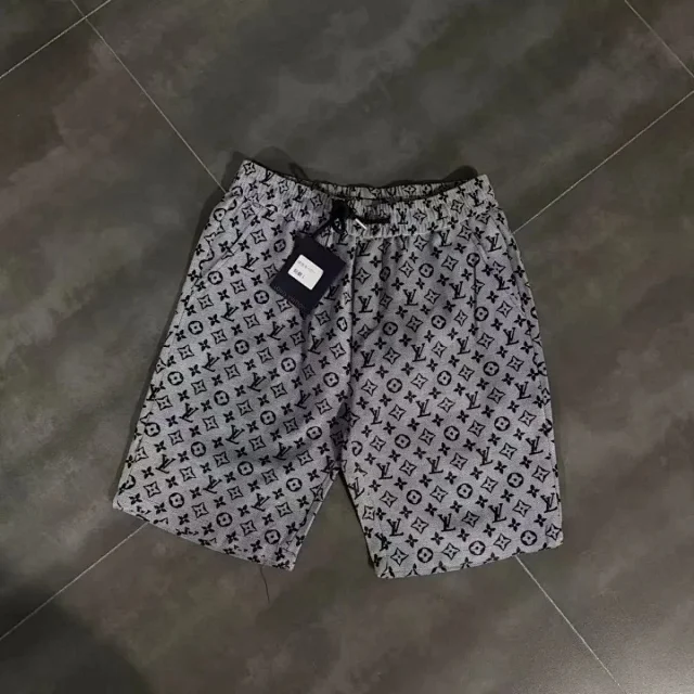 Prada Shorts Nylon Drawstring with Triangle Logo Plaque product detail image 38
