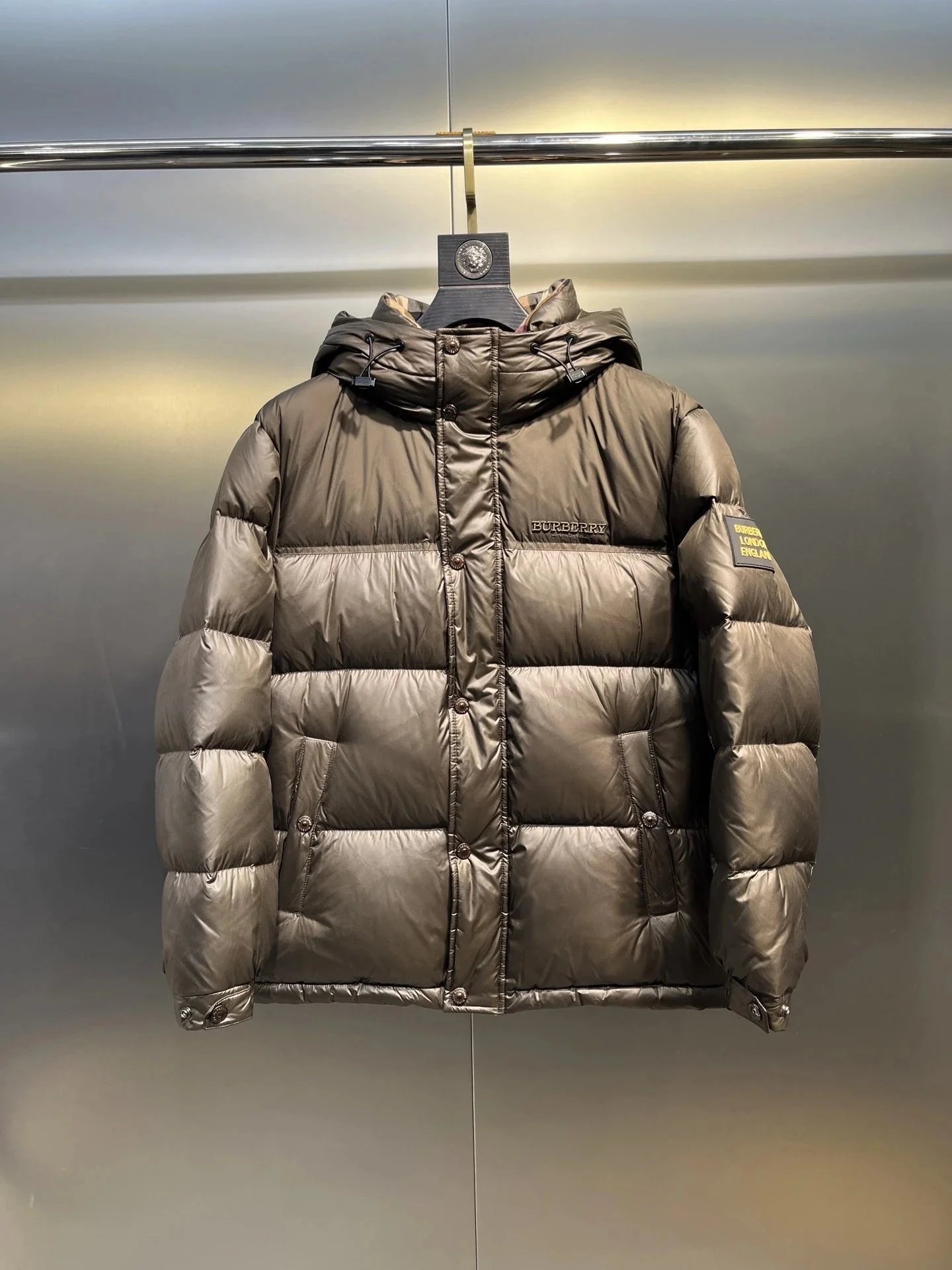 Moncler Down Jackets Quilted knit-sleeve puffer jacket — 06