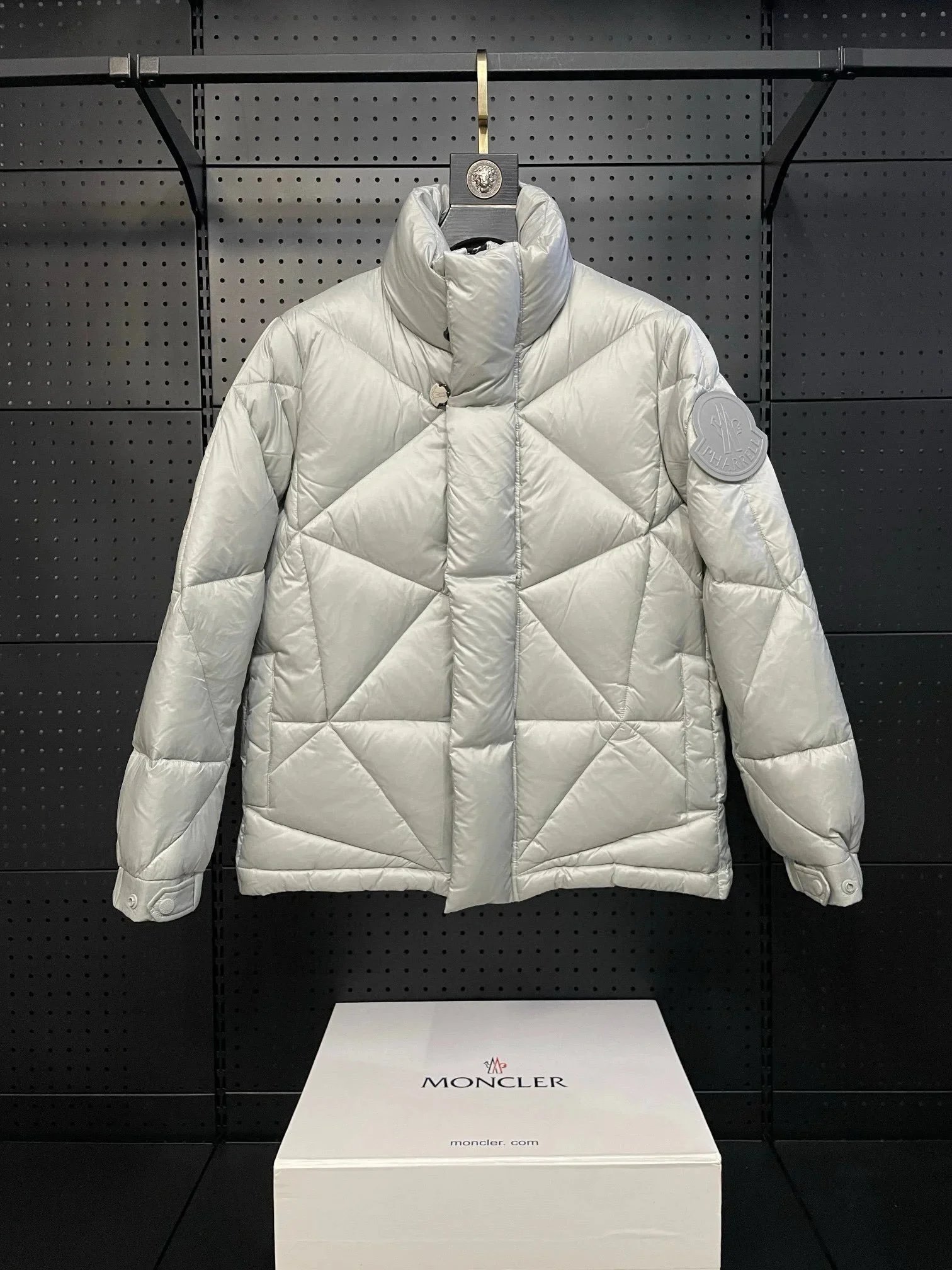 Moncler Down Jackets Quilted knit-sleeve puffer jacket image 12