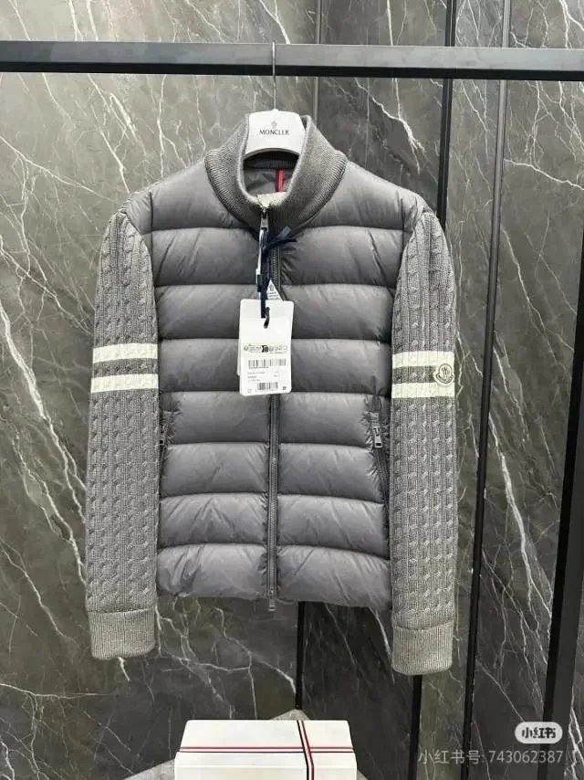 Moncler Down Jackets Quilted knit-sleeve puffer jacket — 15