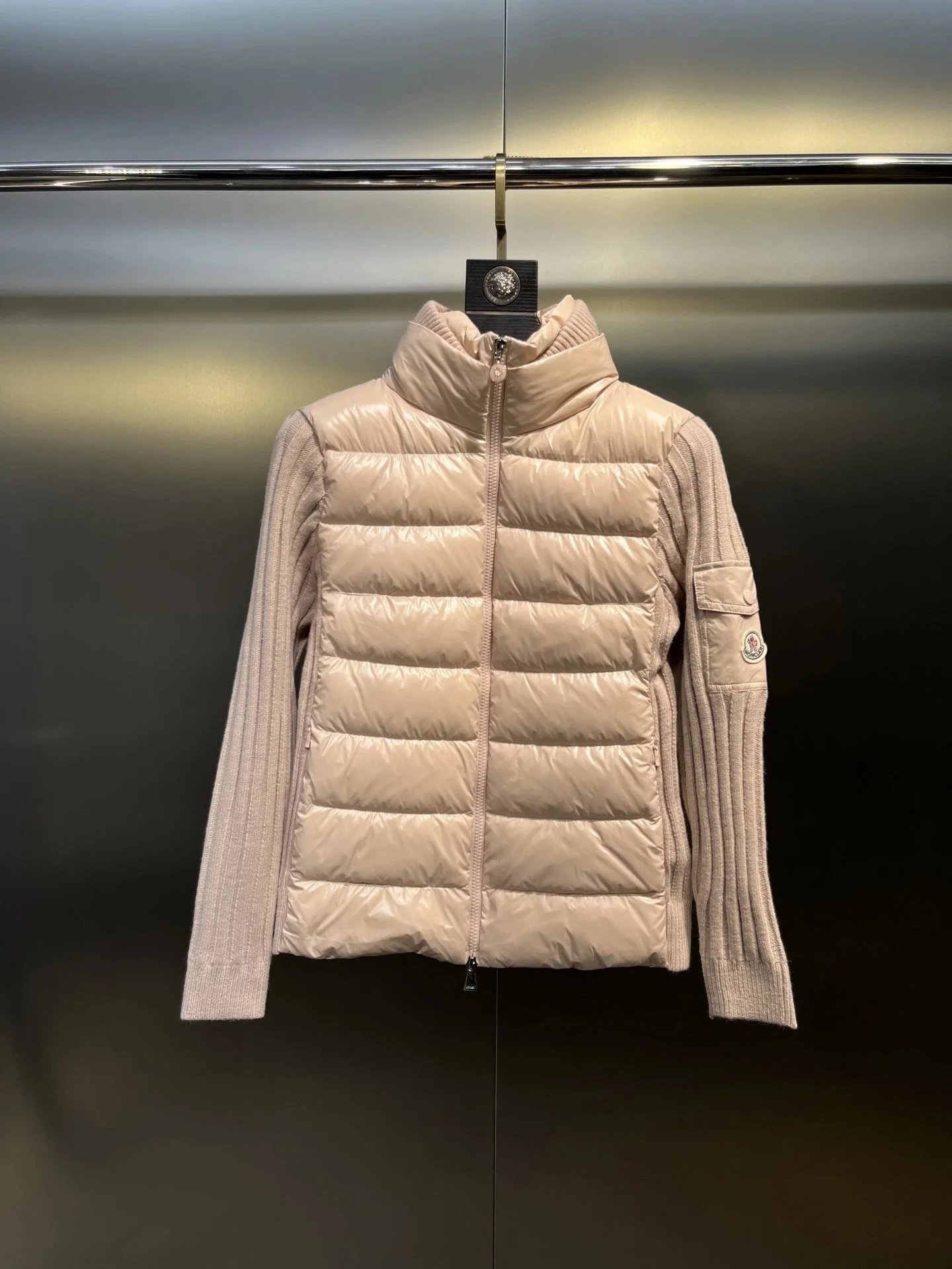Moncler Down Jackets Quilted knit-sleeve puffer jacket — 34