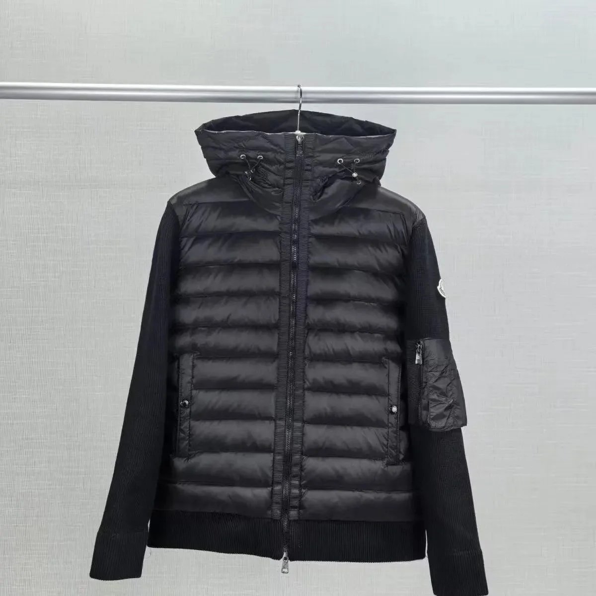 Moncler Down Jackets Quilted knit-sleeve puffer jacket — 30