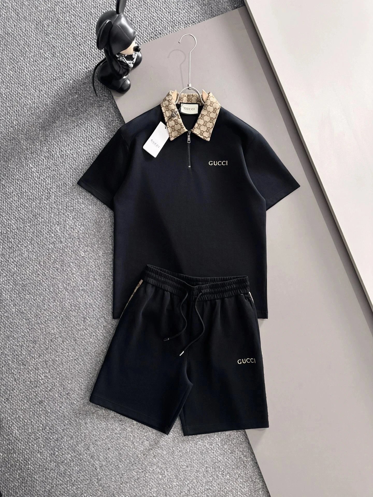 Balenciaga Matching Sets Short-Sleeve T-Shirt and Shorts Set — H532