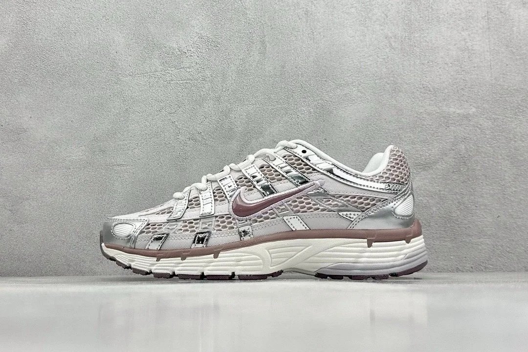 P60 Silver Wine Red Hook