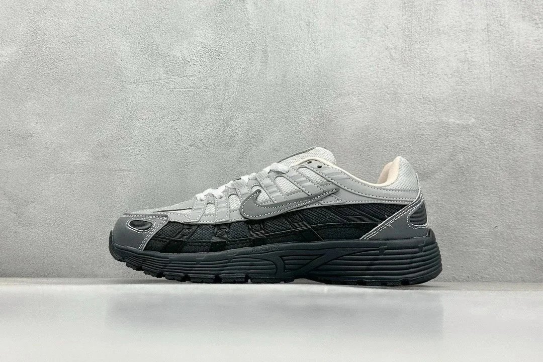 P60 Black Grey Grey Hook