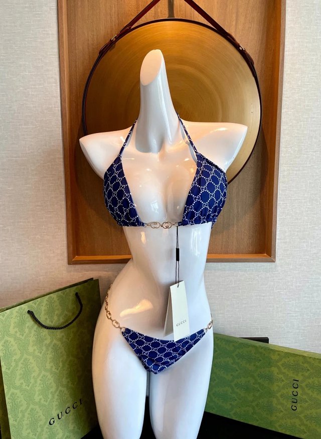 SKIMS FITS LACE Camisole And Underwear: seller detail photo 3