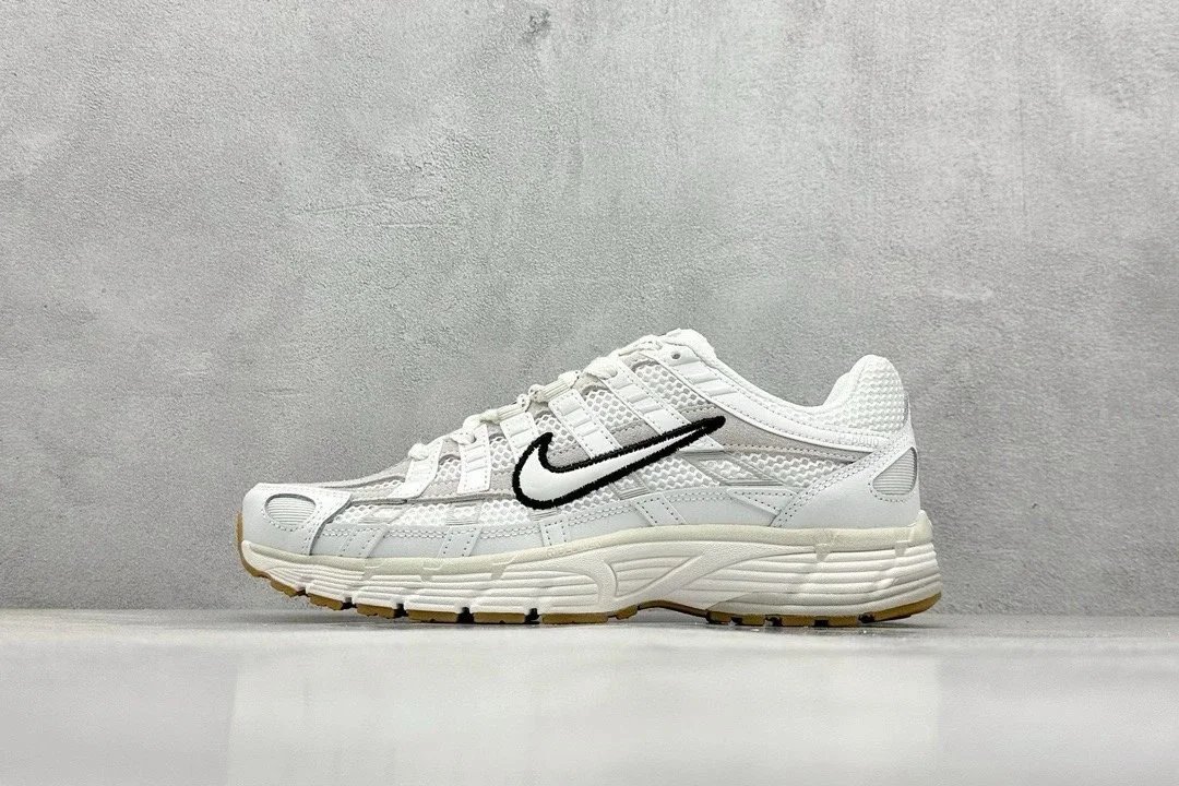 P60 White White Black Hook