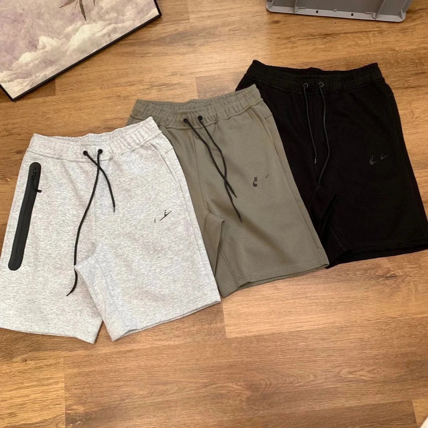 Nike Logo Drawstring Sports Shorts for Men - Casual Everyday Wear, Outdoor Camping, Cotton Five-Inch Shorts