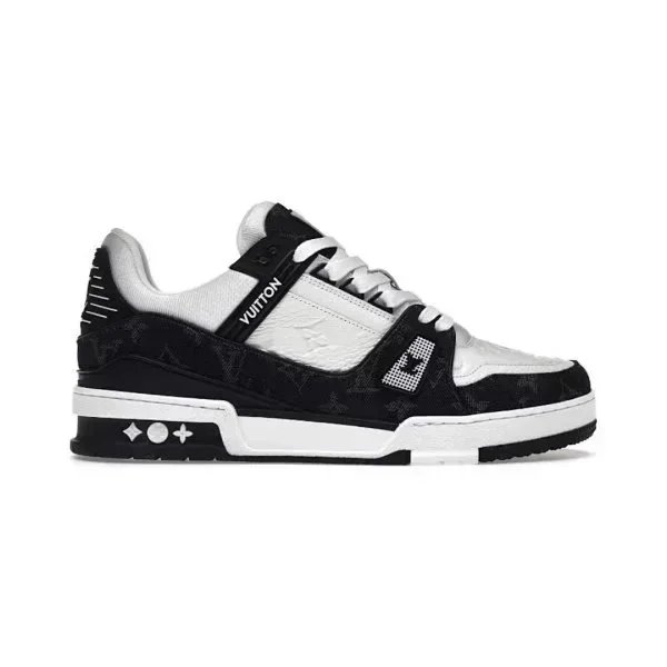 WhiteBlack