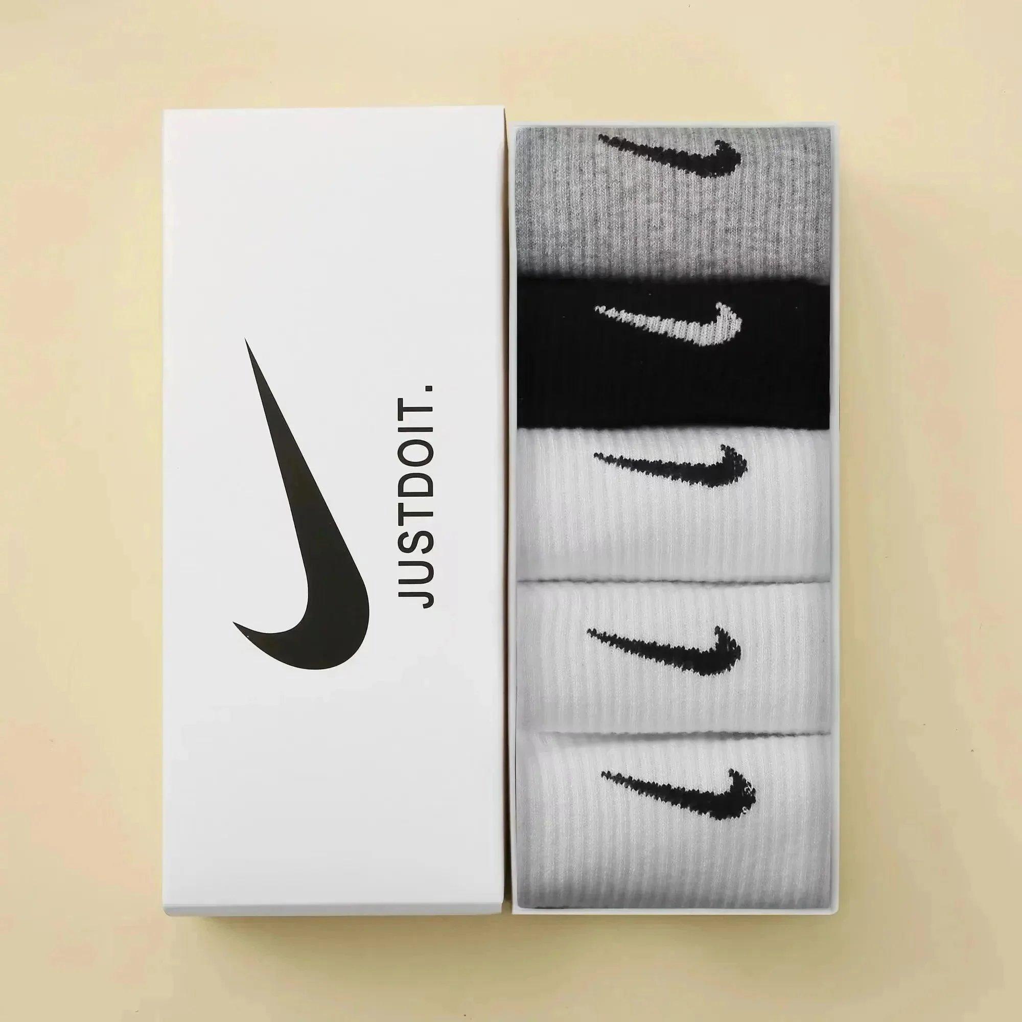 5-Pack (White + White + White + Black + Gray)