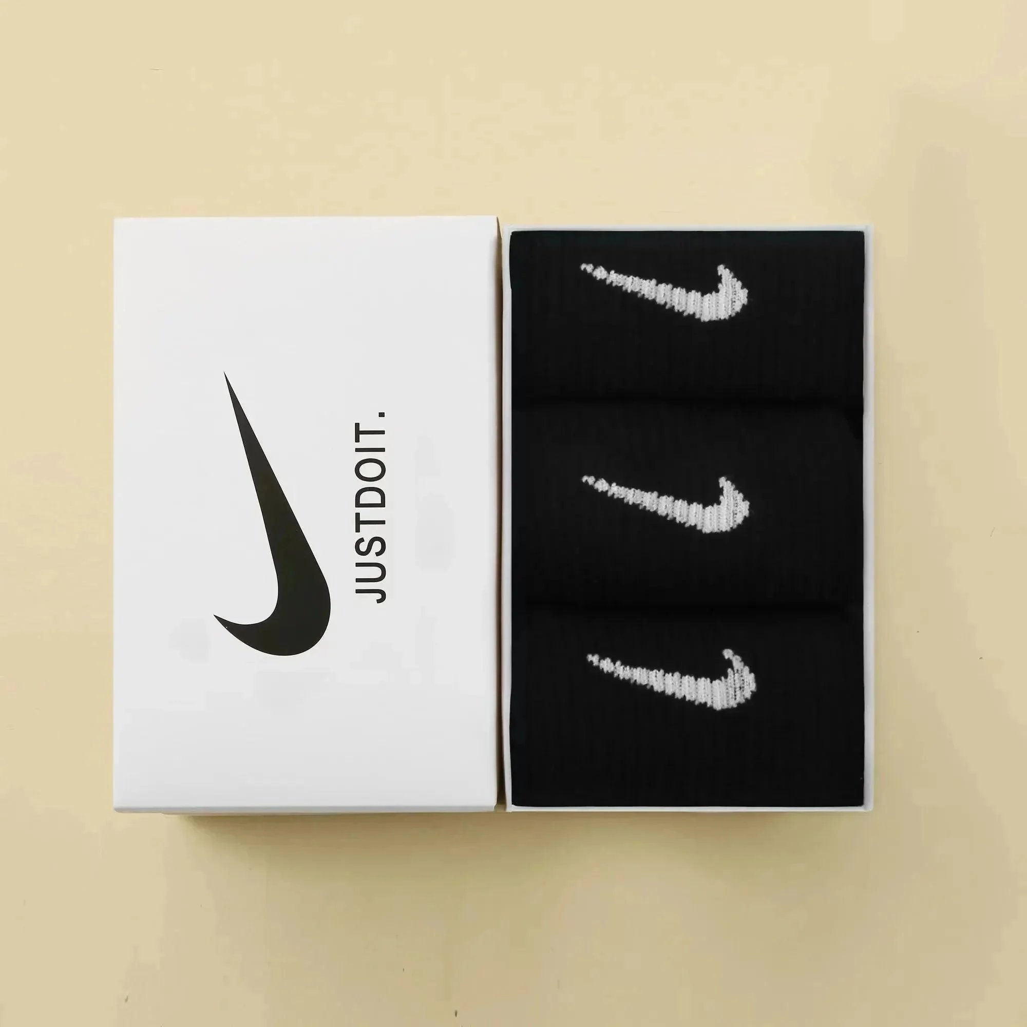 3-Pack (Black + Black + Black)
