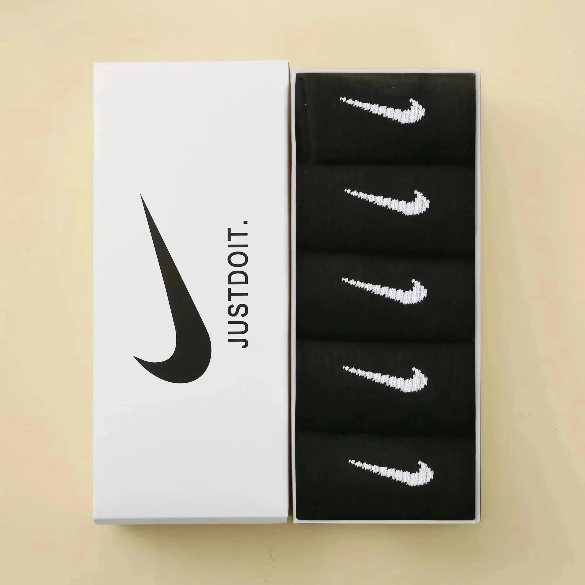 5-Pack Black (Black + Black + Black + Black + Black)