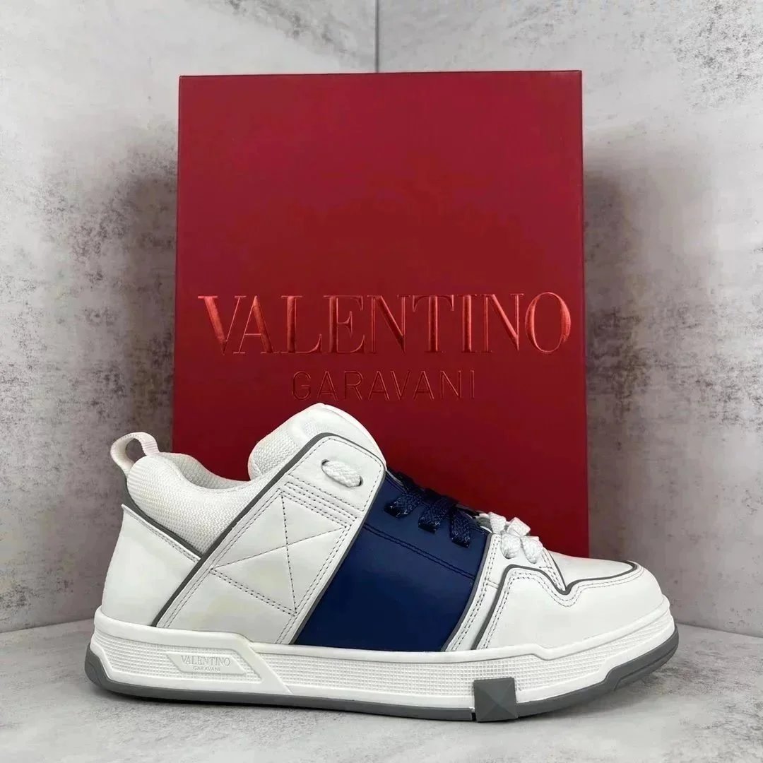 Valentino Garavani VLogo Sneakers White Burgundy Sneakers - 3