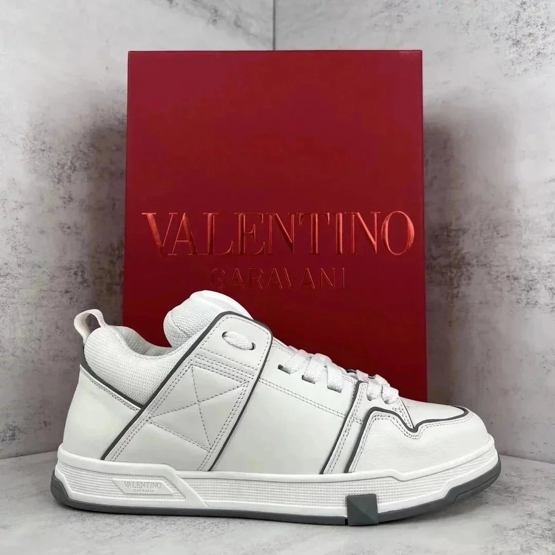 Valentino Garavani VLogo Sneakers White Burgundy Sneakers - 4
