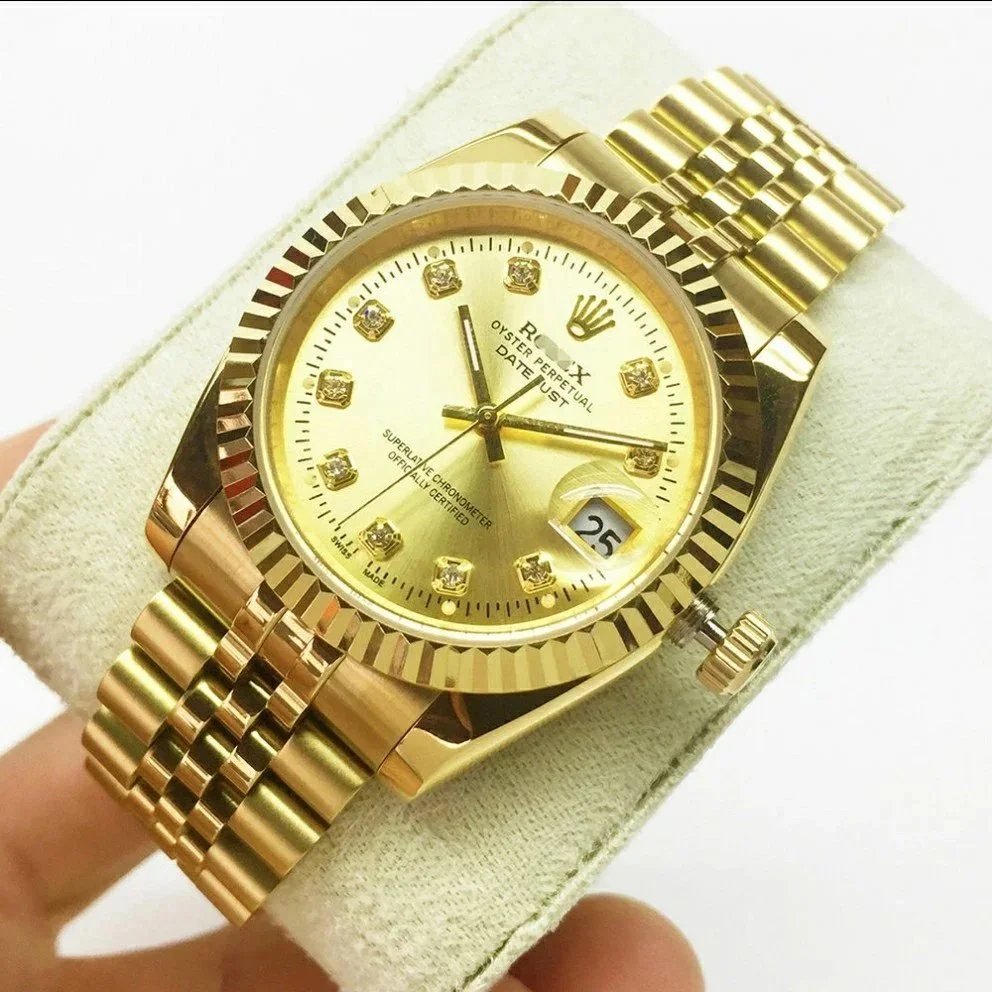 lit. gold belt and gold face