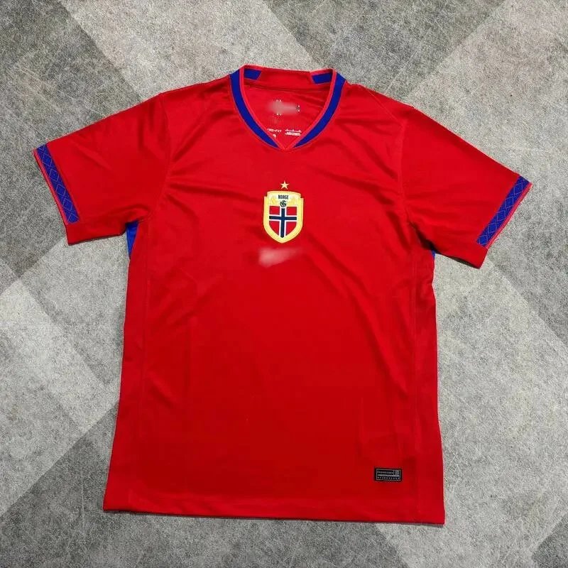 2627 Norway Home Red
