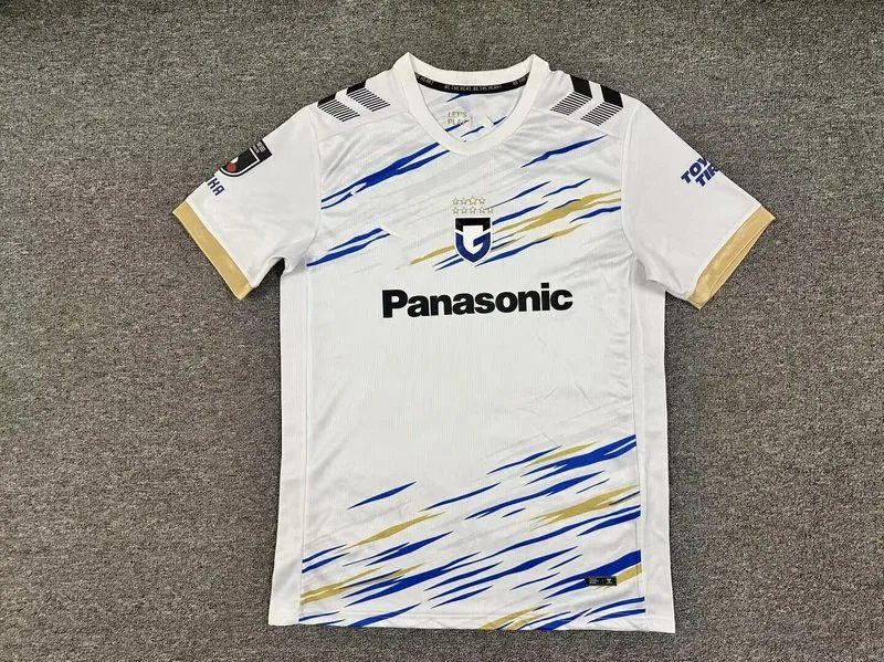 Osaka Steel Bus away game