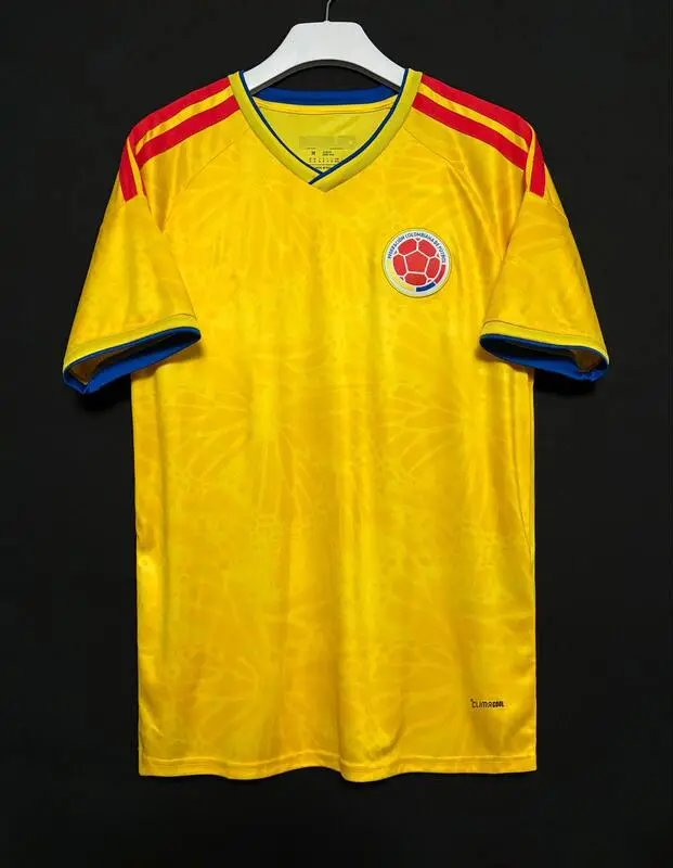 26-27 Colombia Home
