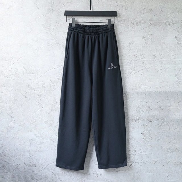 Balenciaga Pants: seller detail photo 10