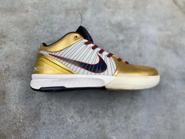 Kobe 4 Carbon Plate Performance Shoe