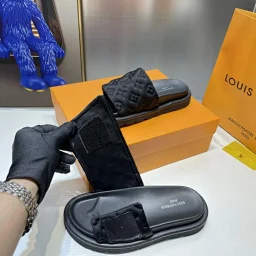 thumbnail for L Printed Slippers (Whatsapp: +86 131 4400 3834)