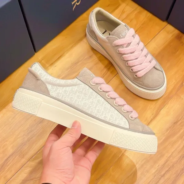 Dior B23 Oblique Low-Top Sneakers in Beige with Pink Laces - 1