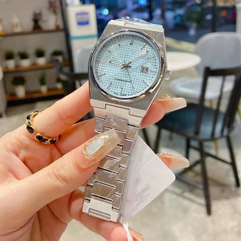 Premium strap with checkered light blue + regular box and watch adjuster